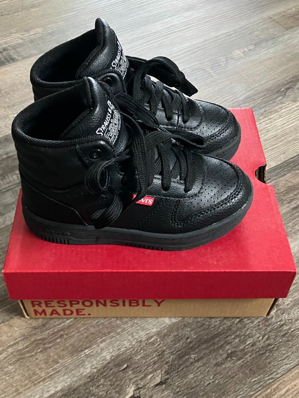 LEVI'S DRIVE HI CASUAL SNEAKER TODDLER, SIZE: 9
